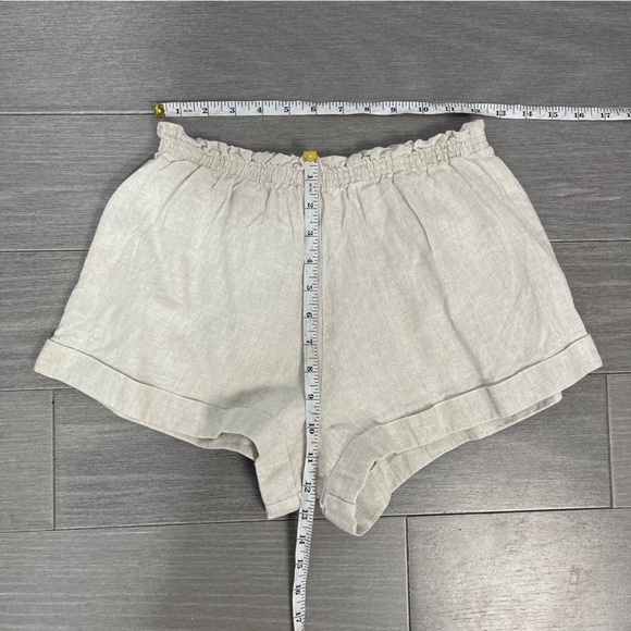 Reformation 100% Linen Sawyer Shorts in Sand XS High Rise Cuffed Boho Minimalist - Picture 13 of 16